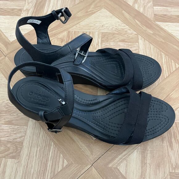 CROCS LEIGH II ANKLE STRAP WEDGE size 11 - Picture 6 of 7